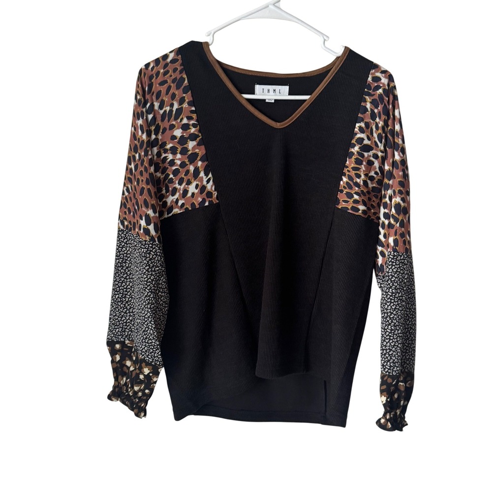 THML Mixed Media Leopard Patchwork Ribbed V-Neck Top Black Small Smocked Cuff